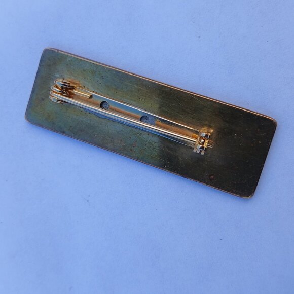 vintage Celtic intricate knot work design on metal pin flaws - Picture 5 of 14